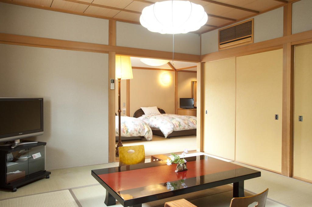 เรียวเท ทาโนะคุระ Hotel ยูฟุอิน ภายนอก รูปภาพ